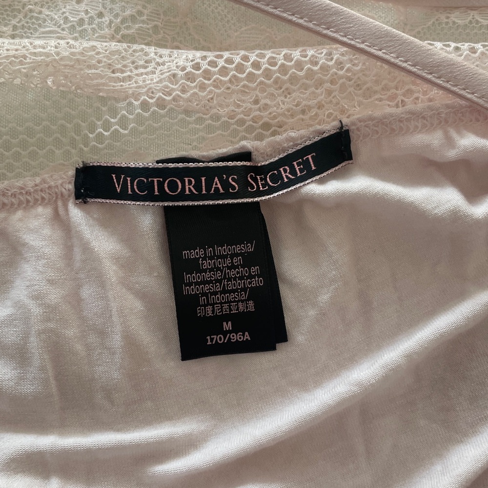 Victoria's Secret Soft Pink Sleep Set - Picture 6 of 6